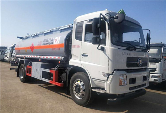 東風(fēng)天錦12.5方運油車