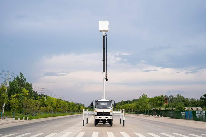 出口高空作業(yè)車(chē)